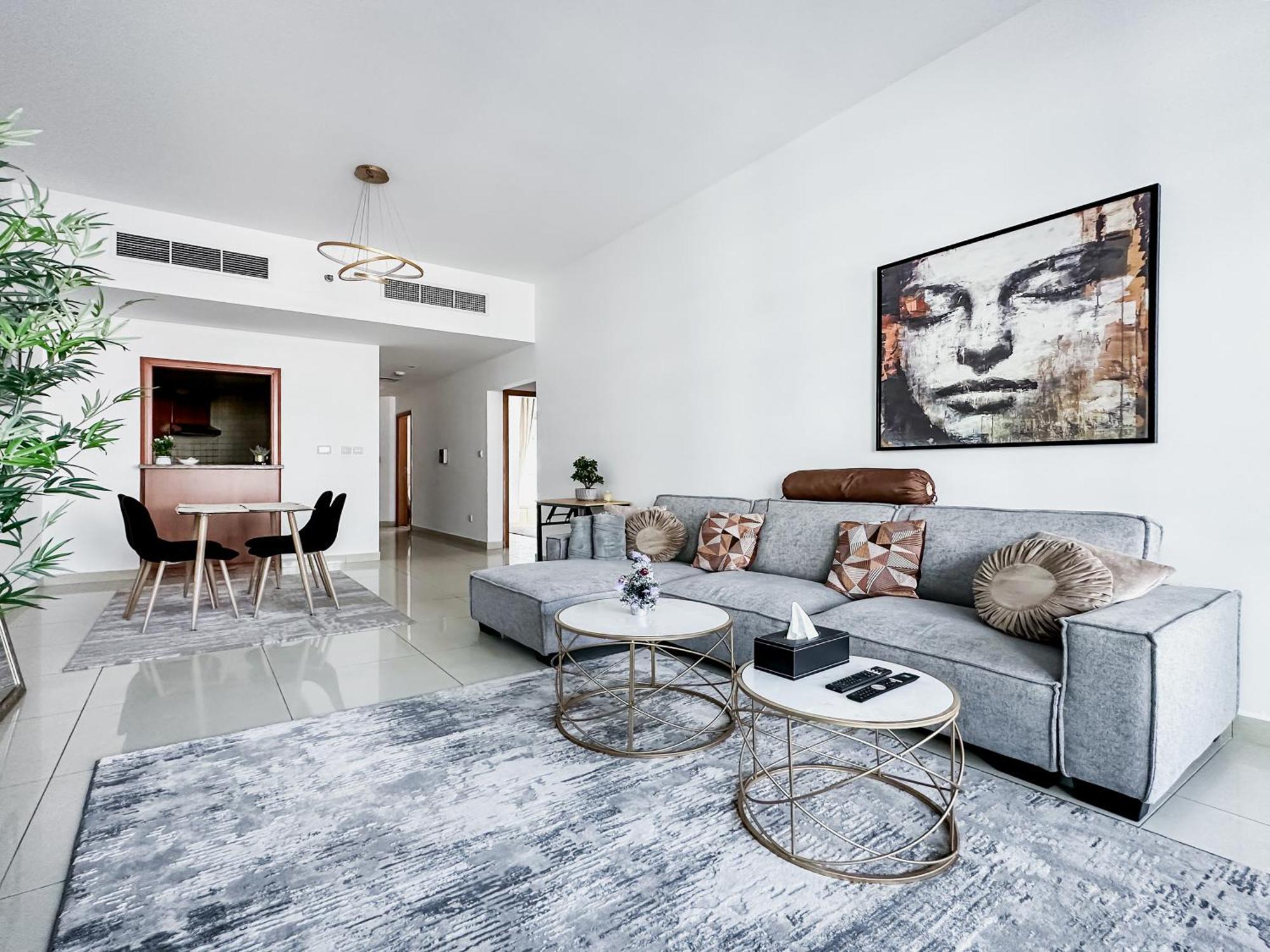 Apartment Stunning Sunset View Terrace 2 Bed In The Heart Of Marina